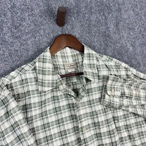LL Bean Plaid Button Up Shirt Mens XL Green White Nylon Long‎ Sleeve
